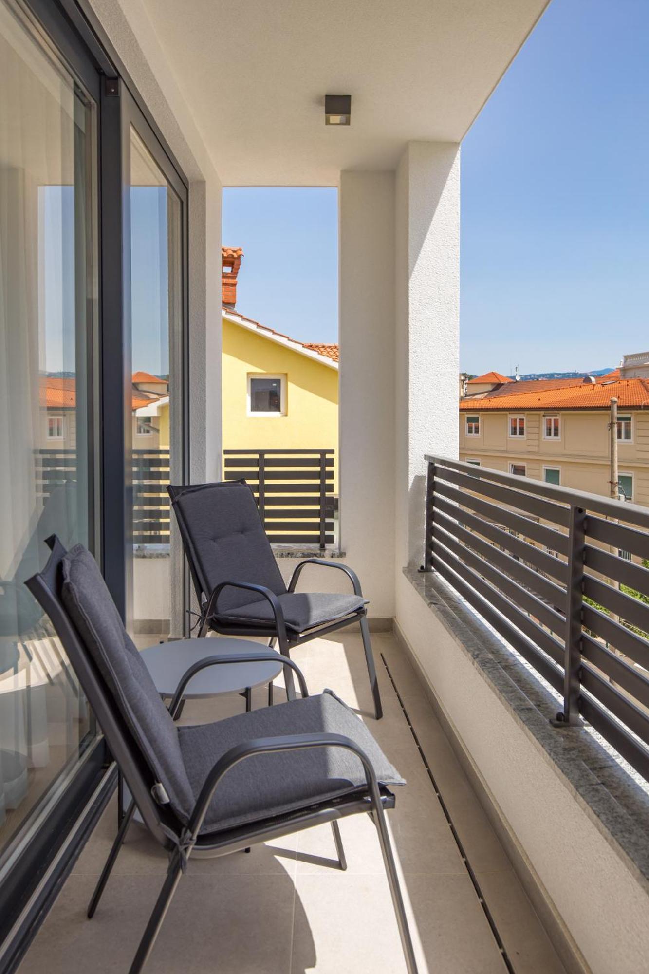 Belinda Apartments With Balcony Opatija Dış mekan fotoğraf