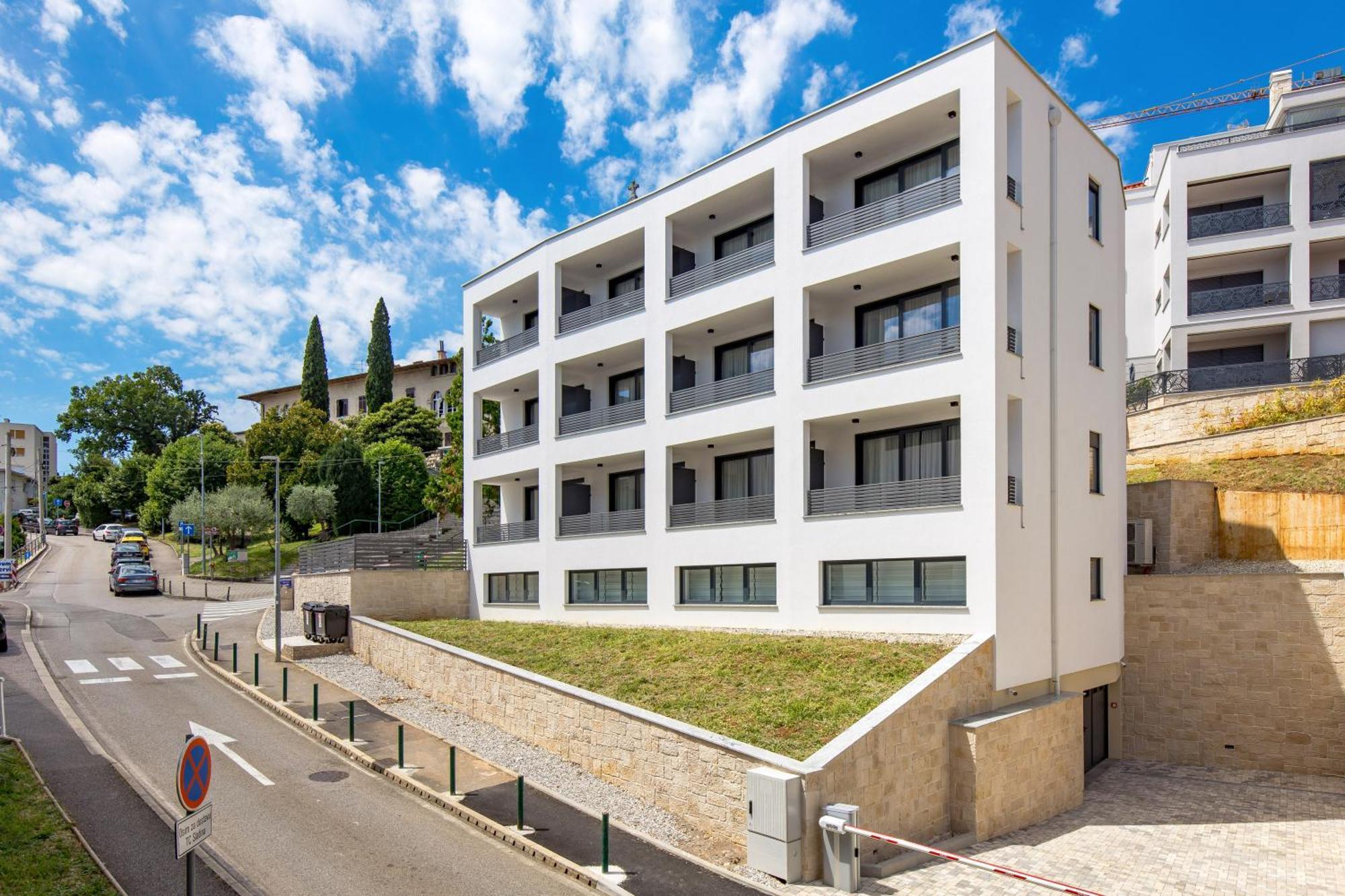 Belinda Apartments With Balcony Opatija Dış mekan fotoğraf